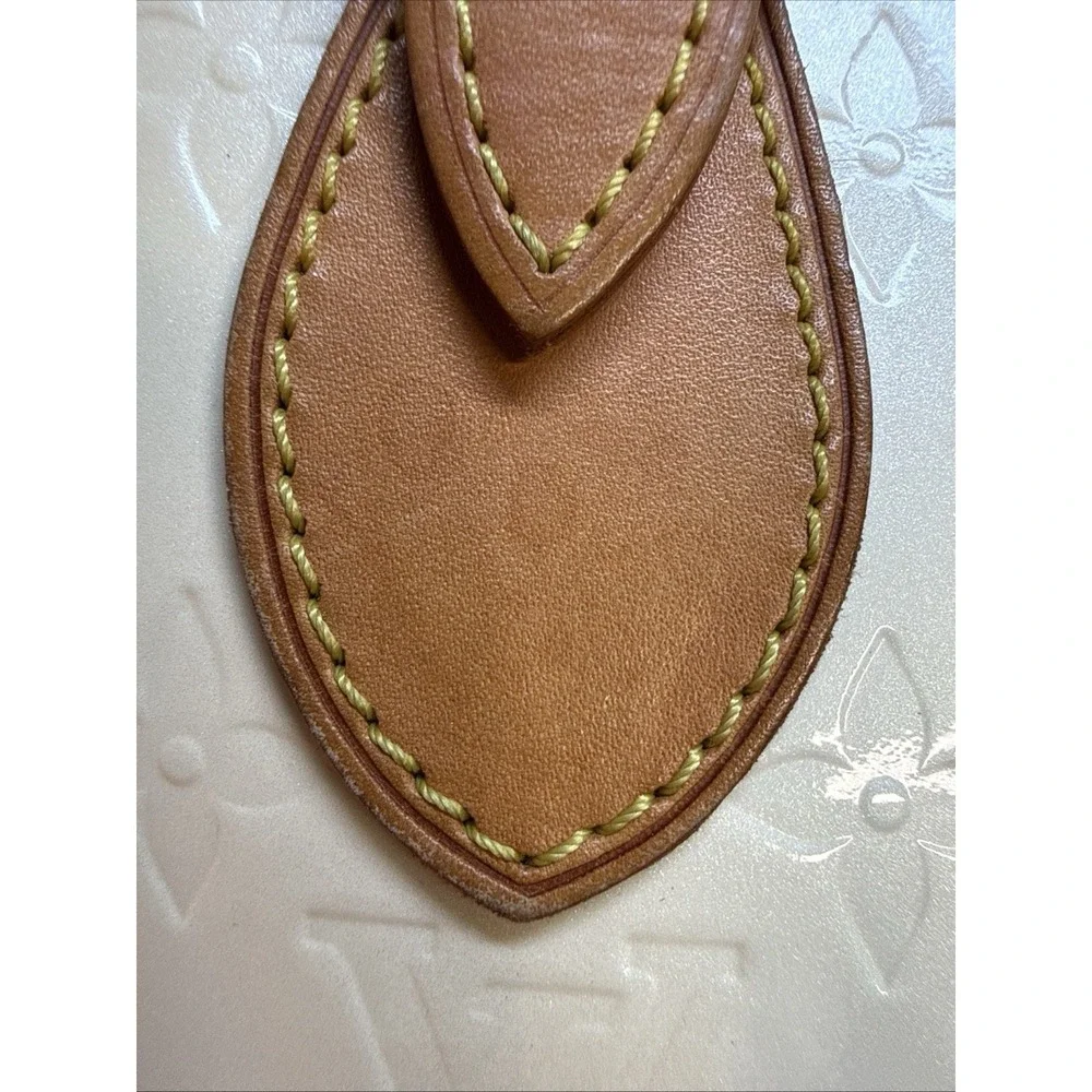 Louis Vuitton think serial